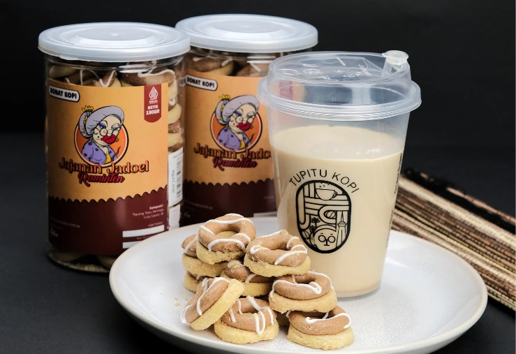 Jajanan Jadoel Raminten Donat Kopi